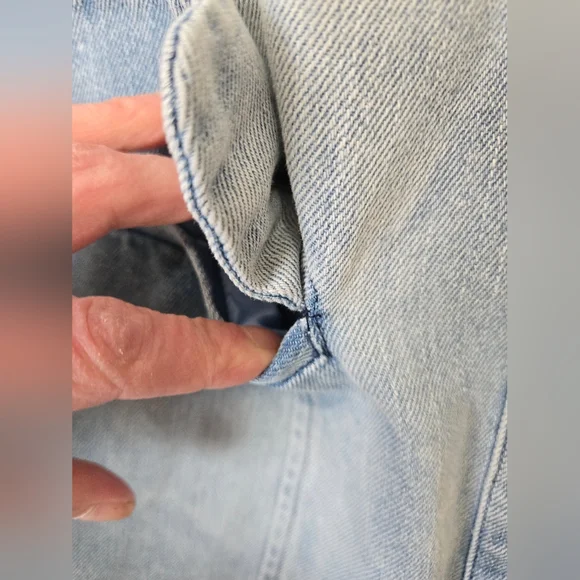 MAZIK NWT Ruffled Denim Button Up Jacket. Size Small - Picture 3 of 12